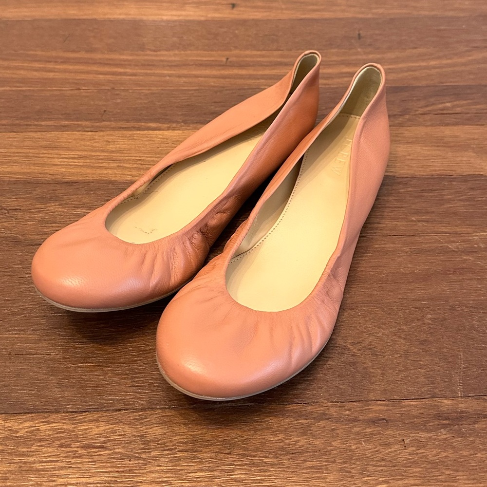 J.Crew Leather Ballet Flats Size 7.5 Coral Pink Slip On Shoes